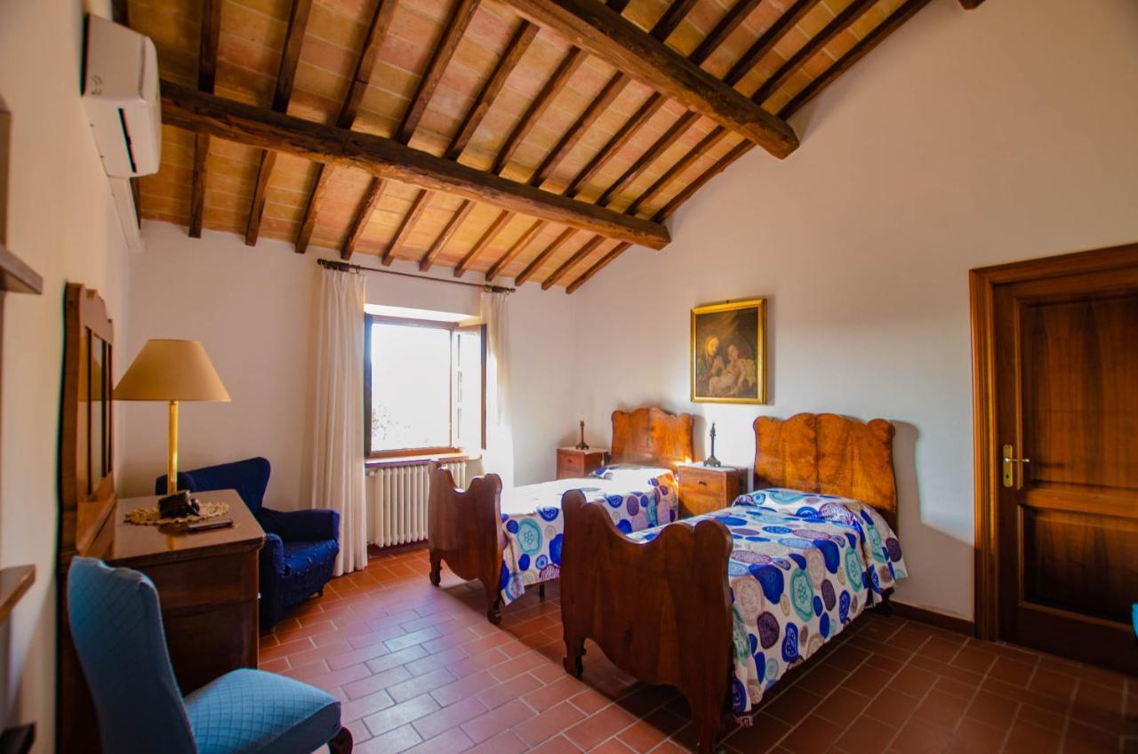 אמליה Agriturismo Podere Luchiano מראה חיצוני תמונה