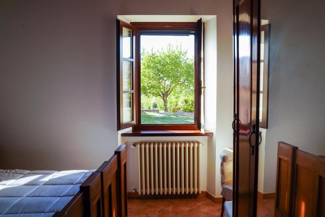 אמליה Agriturismo Podere Luchiano מראה חיצוני תמונה