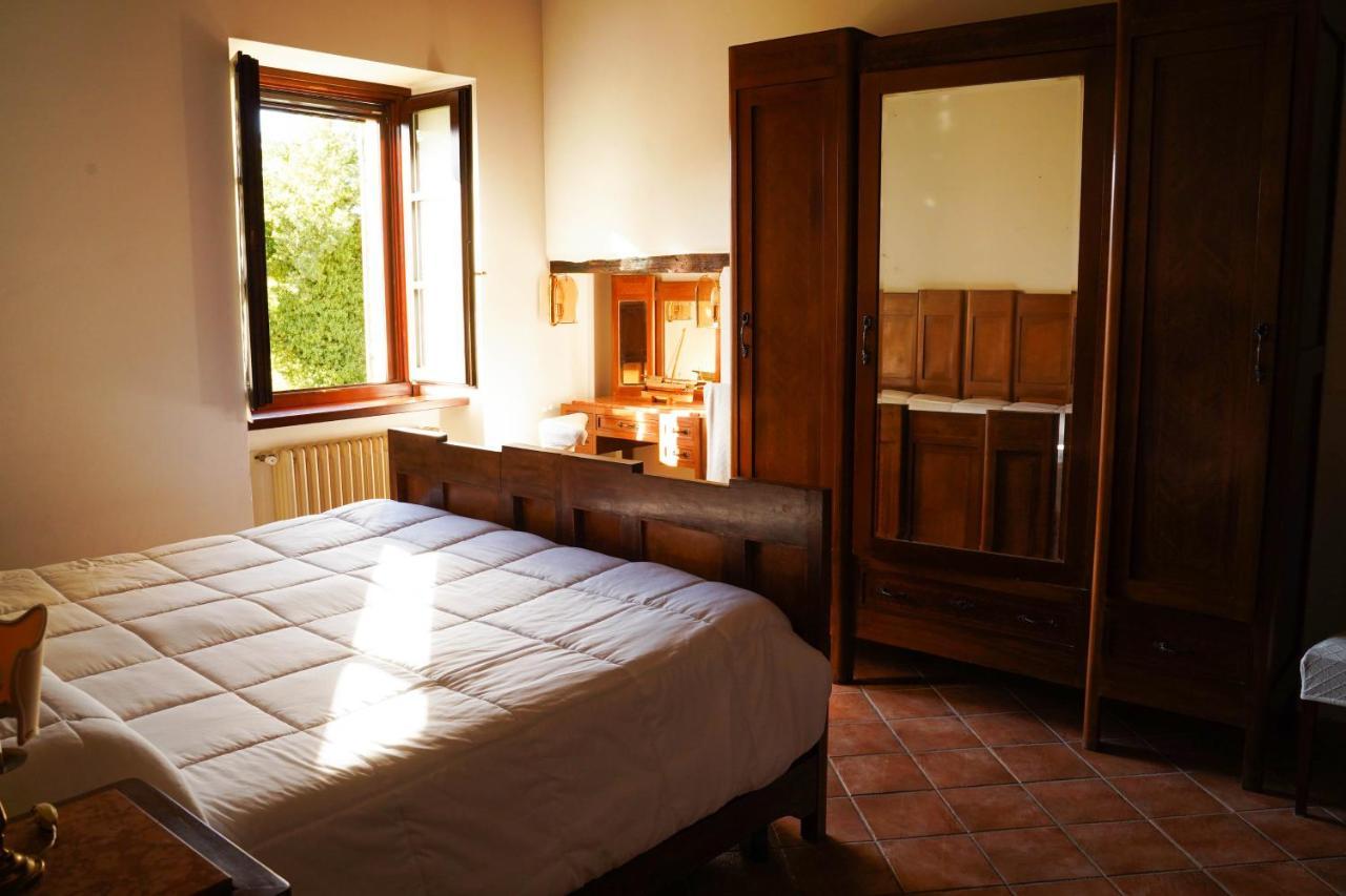 אמליה Agriturismo Podere Luchiano מראה חיצוני תמונה
