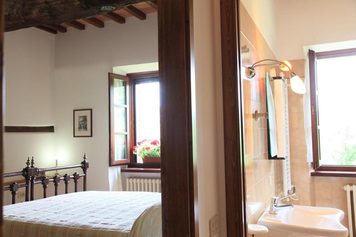 אמליה Agriturismo Podere Luchiano מראה חיצוני תמונה